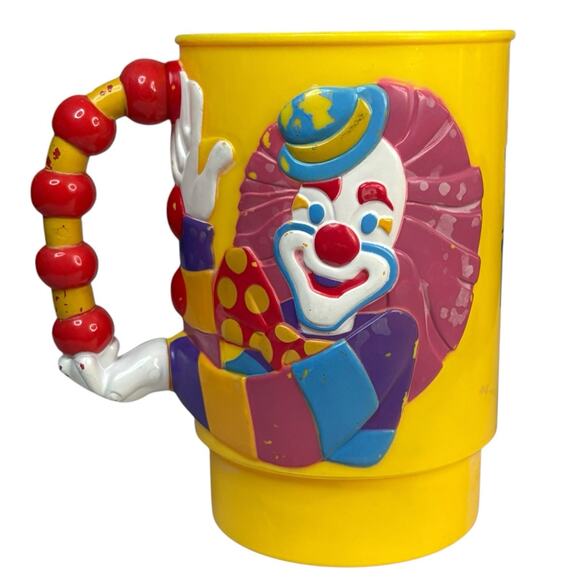 VTG Ringling Bros Barnum & Bailey Circus 3D Yellow Clown Plastic Mug Cup 1990s - Picture 1 of 12